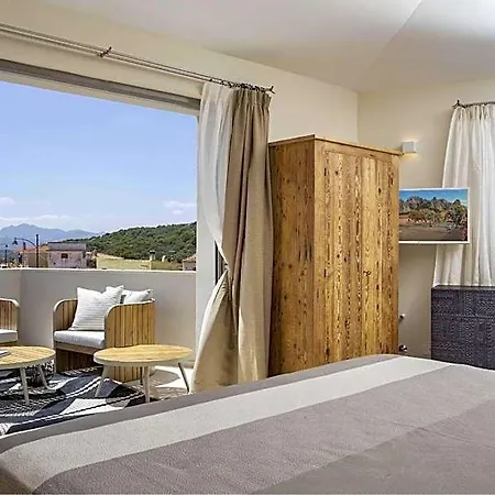 La Suera San Pantaleo Hotel