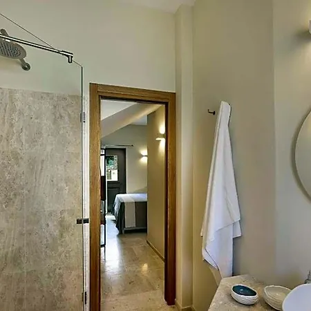 La Suera San Pantaleo Szálloda 4*